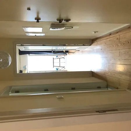 Madragoa Flat Apartment Lisbon